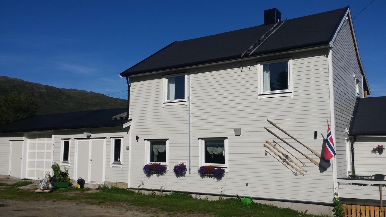 Utsikten Feriehus i Bakkeby Exterior foto